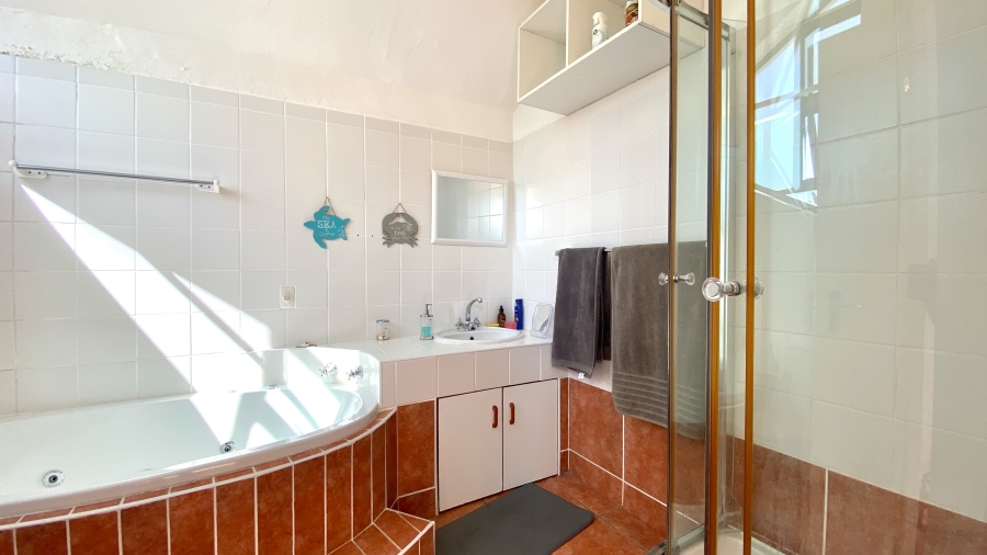 3 Bedroom Property for Sale in Dwarskersbos Western Cape